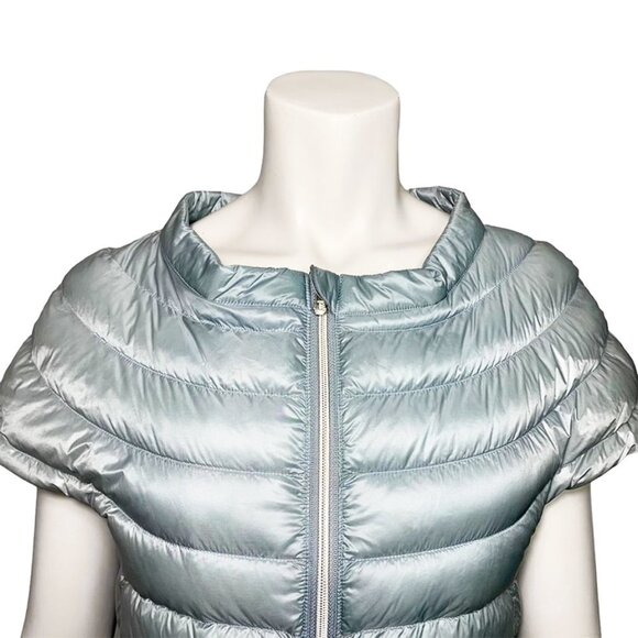 COTES OF LONDON The St. Ives Down Vest in Silvery Aqua - Picture 5 of 10